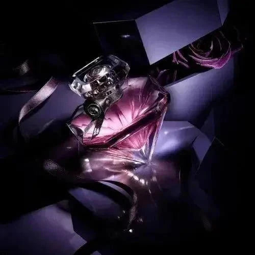 Lancôme La Nuit Trésor EDP Feminino - Perfume Floral Oriental com Rosa Negra e Orquídea - Jm Grife - Lancôme La Nuit Trésor EDP Feminino - Perfume Floral Oriental com Rosa Negra e Orquídea - - Jm Grife - 100 mL, 30 mL, 50 mL, amor, feminino, issues, Jm Grife, lanc, MLB6280903-100 mL, MLB6280903-30 mL, MLB6280903-50 mL, nuit, perfume - Jm Grife