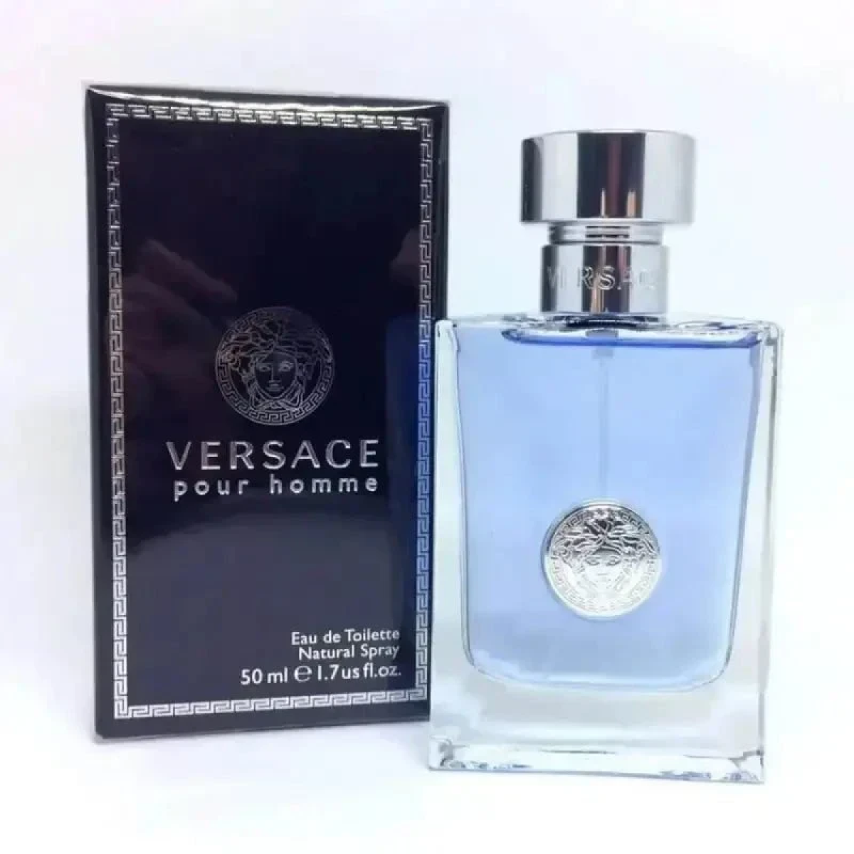 Versace Pour Homme EDT 50ml - Perfume Masculino Amadeirado e Cítrico com Fixação Duradoura - Jm Grife - Versace Pour Homme EDT 50ml - Perfume Masculino Amadeirado e Cítrico com Fixação Duradoura - - Jm Grife - 100 mL, 200 mL, 30 mL, 50 mL, 50ml, agora, aproveite, aroma, fragr, homens, homme, issues, Jm Grife, masculino, mesmo, MLB16221891-100 mL, MLB16221891-200 mL, MLB16221891-30 mL, MLB16221891-50 mL, ncia, para, perfume, pour, presente, versace - Jm Grife