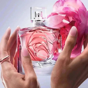 Frasco de Perfume Rosa Extraordinária Lancôme La Vie Est Belle - Jm Grife - Frasco de Perfume Rosa Extraordinária Lancôme La Vie Est Belle - - Jm Grife - belle, extraordin, issues, Jm Grife, La Vie Est Belle Ros, lanc, parfum, rosa - Jm Grife