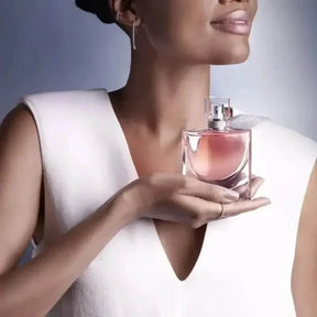 Lancôme La Vie Est Belle EDP Feminino | Perfume Floral Gourmand com Notas de Baunilha e Íris - Jm Grife - Lancôme La Vie Est Belle EDP Feminino | Perfume Floral Gourmand com Notas de Baunilha e Íris - - Jm Grife - 100 mL, 150 mL, 30 mL, 50 mL, belle, felicidade, fragr, issues, Jm Grife, lanc, MLB6140723-100 mL, MLB6140723-150 mL, MLB6140723-30 mL, MLB6140723-50 mL, ncia - Jm Grife
