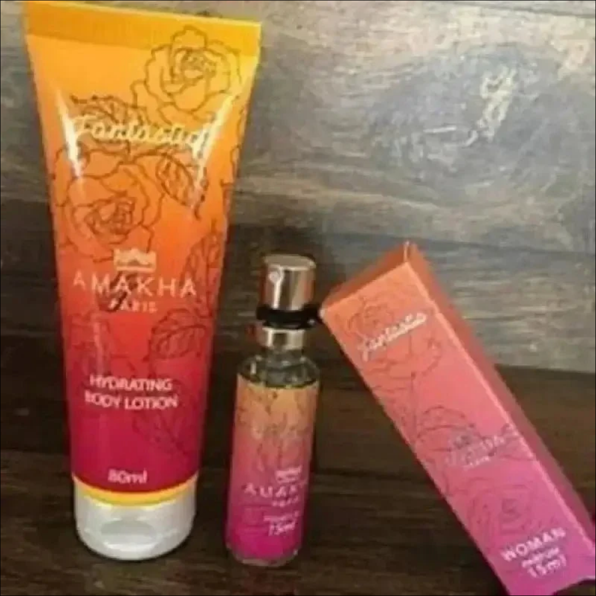 Kit Fantastic Ref Amkha Paris com Loção e Perfume Ref Fantasy - Jm Grife - Kit Fantastic Ref Amkha Paris com Loção e Perfume Ref Fantasy - - Jm Grife - 15ml, 7898662430401, 80ml, amkha, F22+hidra-80-07, fantastic, fantasy, Feminino, hidratante, issues, Jm Grife, magia, para, paris, perfume - Jm Grife