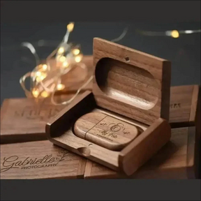 Pen Drive De Madeira Personalizado 16 Gb Gravamos Logo/nome Cor WALNUT WOOD Pendrive 16 Gb - Jm Grife - Pen Drive De Madeira Personalizado 16 Gb Gravamos Logo/nome Cor WALNUT WOOD Pendrive 16 Gb - - Jm Grife - CARBONIZED, Jm Grife, MLB21479727-CARBONIZED, MLB21479727-WALNUT WOOD, WALNUT WOOD - Jm Grife
